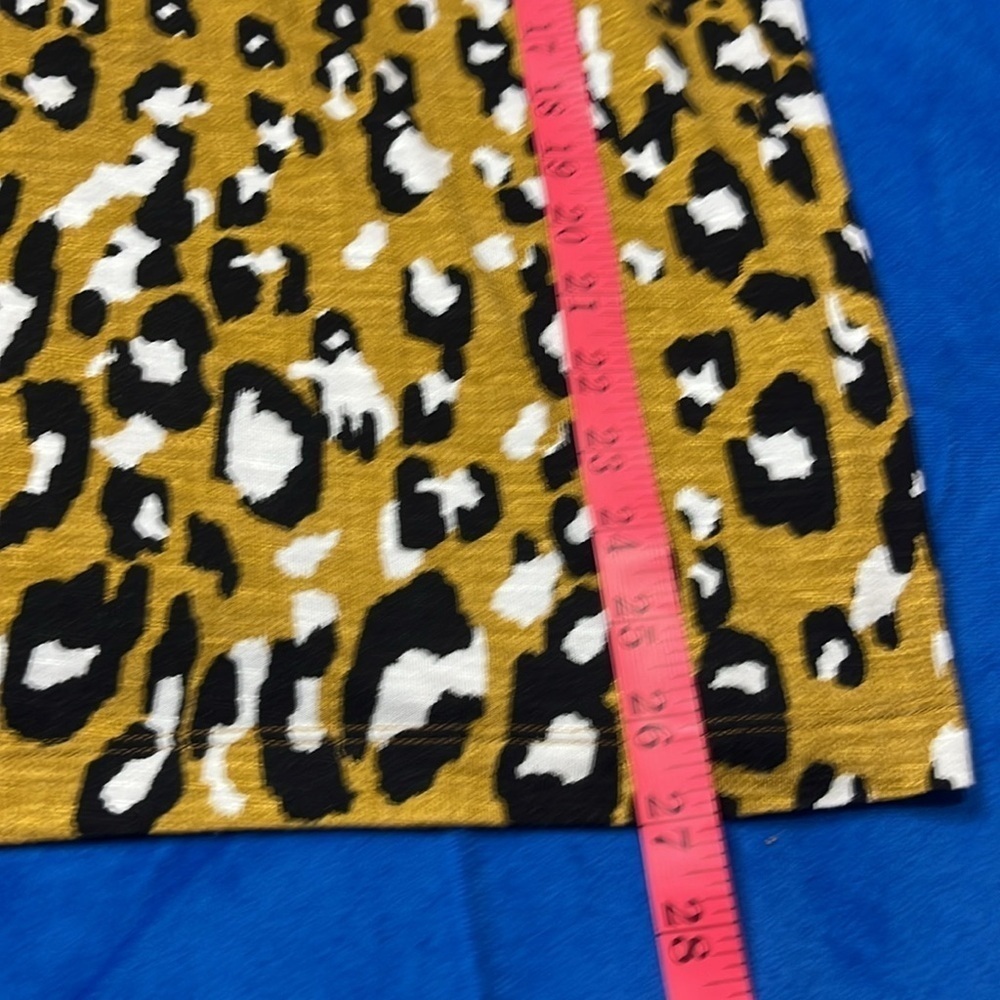 ⭐️ Jones New York patterned 3/4 sleeve top- size small (oversized) - Picture 4 of 8